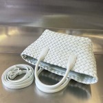 2025年7月7日入荷新作 Bottega Veneta Mini Cabat  709464   20x15x12   極品/正規品同様/人気/革/バッグ/AJ工場