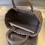 2025年7月7日入荷新作 Bottega Veneta Mini Cabat  709464   20x15x12   極品/正規品同様/人気/革/バッグ/AJ工場