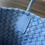 2025年7月7日入荷新作 Bottega Veneta Mini Cabat  709464   20x15x12   極品/正規品同様/人気/革/バッグ/AJ工場