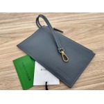 2025年7月7日入荷新作 Bottega Veneta Mini Cabat  709464   20x15x12   極品/正規品同様/人気/革/バッグ/AJ工場