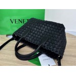 2025年7月7日入荷新作 Bottega Veneta Mini Cabat  709464   20x15x12   極品/正規品同様/人気/革/バッグ/AJ工場