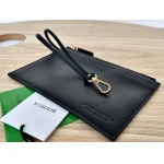 2025年7月7日入荷新作 Bottega Veneta Mini Cabat  709464   20x15x12   極品/正規品同様/人気/革/バッグ/AJ工場