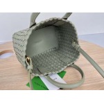 2025年7月7日入荷新作 Bottega Veneta Mini Cabat  709464   20x15x12   極品/正規品同様/人気/革/バッグ/AJ工場