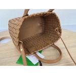 2025年7月7日入荷新作 Bottega Veneta Mini Cabat  709464   20x15x12   極品/正規品同様/人気/革/バッグ/AJ工場