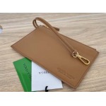 2025年7月7日入荷新作 Bottega Veneta Mini Cabat  709464   20x15x12   極品/正規品同様/人気/革/バッグ/AJ工場