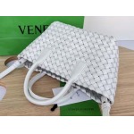 2025年7月7日入荷新作 Bottega Veneta Mini Cabat  709464   20x15x12   極品/正規品同様/人気/革/バッグ/AJ工場