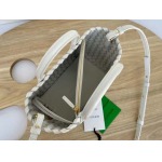 2025年7月7日入荷新作 Bottega Veneta Mini Cabat  709464   20x15x12   極品/正規品同様/人気/革/バッグ/AJ工場