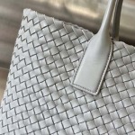 2025年7月7日入荷新作#BCabat608811  Logo  Bottega Veneta  51x45x20   極品/正規品同様/人気/革/バッグ/AJ工場