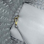 2025年7月7日入荷新作#BCabat608811  Logo  Bottega Veneta  51x45x20   極品/正規品同様/人気/革/バッグ/AJ工場