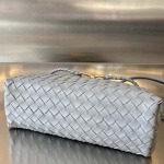 2025年7月7日入荷新作Bottega Veneta Andiamo   754990   29x18x10   極品/正規品同様/人気/革/バッグ/AJ工場