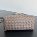 2025年7月7日入荷新作Bottega Veneta 2023Andiamo   743572   32.5x24x12  極品/正規品同様/人気/革/バッグ/AJ工場