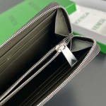 2025年7月7日入荷新作Bottega Veneta  593217  19x10x2    極品/正規品同様/人気/革/バッグ/AJ工場