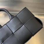 2025年7月7日入荷新作Bottega Veneta 24776778 Mini   11*22*5.5 cm 極品/正規品同様/人気/革/バッグ/AJ工場