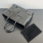 2025年7月7日入荷新作 Bottega Veneta Arco Tote 766969 ipad  :46*34*11  極品/正規品同様/人気/革/バッグ/AJ工場