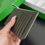 2025年7月7日入荷新作  Bottega Veneta 805827  Size12*7*0.5cm 極品/正規品同様/人気/革/バッグ/AJ工場