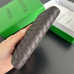 2025年7月7日入荷新作  Bottega Veneta 817398   13.3x9.5 極品/正規品同様/人気/革/バッグ/AJ工場