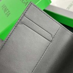 2025年7月7日入荷新作  Bottega Veneta 817398   13.3x9.5 極品/正規品同様/人気/革/バッグ/AJ工場