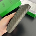 2025年7月7日入荷新作  Bottega Veneta 817398   13.3x9.5 極品/正規品同様/人気/革/バッグ/AJ工場