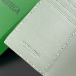 2025年7月7日入荷新作  Bottega Veneta 607482  13.3x9.5 極品/正規品同様/人気/革/バッグ/AJ工場