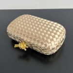 2025年7月7日入荷新作 Bottega Veneta Knot  717622  knot Logo  20x12x5.5 極品/正規品同様/人気/革/バッグ/AJ工場