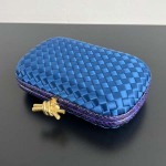 2025年7月7日入荷新作 Bottega Veneta Knot  717622  knot Logo  20x12x5.5 極品/正規品同様/人気/革/バッグ/AJ工場