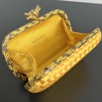 2025年7月7日入荷新作 Bottega Veneta Knot  717622  knot Logo  20x12x5.5 極品/正規品同様/人気/革/バッグ/AJ工場