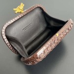 2025年7月7日入荷新作 Bottega Veneta Knot  717622  knot  20x12x5.5  極品/正規品同様/人気/革/バッグ/AJ工場