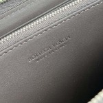 2025年7月7日入荷新作 Bottega Veneta   814680  /  19x10x2 極品/正規品同様/人気/革/バッグ/AJ工場