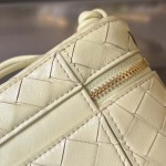 2025年7月7日入荷新作Bottega Veneta  743551  18x12.5x8極品/正規品同様/人気/革/バッグ/AJ工場