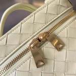 2025年7月7日入荷新作Bottega Veneta  743551  18x12.5x8極品/正規品同様/人気/革/バッグ/AJ工場