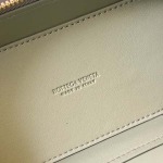 2025年7月7日入荷新作Bottega Veneta  743551  18x12.5x8極品/正規品同様/人気/革/バッグ/AJ工場