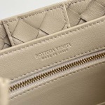 2025年7月7日入荷新作#Bottega Veneta 2023Andiamo   743568   25x22x10.5  極品/正規品同様/人気/革/バッグ/AJ工場