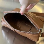 2025年7月7日入荷新作 730027  Bottega Veneta  20x15x5   極品/正規品同様/人気/革/バッグ/AJ工場