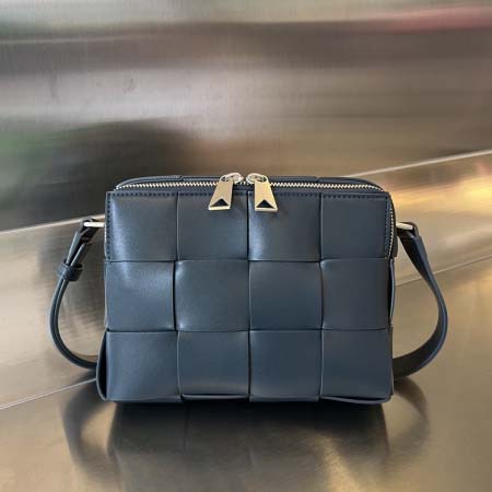 2025年7月7日入荷新作  730027  Bottega...