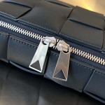 2025年7月7日入荷新作  730027  Bottega Veneta  20x15x5   極品/正規品同様/人気/革/バッグ/AJ工場