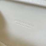 2025年7月7日入荷新作 Bottega Veneta Kont 717622  /   19*11.5*5P極品/正規品同様/人気/革/バッグ/AJ工場