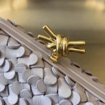 2025年7月7日入荷新作 Bottega Veneta Kont 717622  /   19*11.5*5P極品/正規品同様/人気/革/バッグ/AJ工場