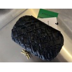 2025年7月7日入荷新作  Bottega Veneta Knot 717622   knotLogo  19x11.5x5   極品/正規品同様/人気/革/バッグ/AJ工場