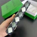 2025年7月7日入荷新作 Bottega Veneta  749940  10  14.5x9.5 極品/正規品同様/人気/革/バッグ/AJ工場