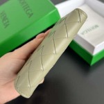 2025年7月7日入荷新作 Bottega Veneta  742330  11.5x9 極品/正規品同様/人気/革/バッグ/AJ工場