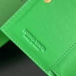 2025年7月7日入荷新作 Bottega Veneta  742330  11.5x9 極品/正規品同様/人気/革/バッグ/AJ工場