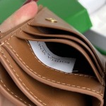 2025年7月7日入荷新作 Bottega Veneta  742330  11.5x9 極品/正規品同様/人気/革/バッグ/AJ工場