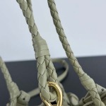 2025年7月7日入荷新作  Bottega Venetaintrecciato  mini   Bottega Veneta  knot   796569 Size21X17X16.5cm  極品/正規品同様/人気/革/バッグ/AJ工場