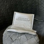 2025年7月7日入荷新作#Bottega Veneta  新作   690702     BV logo   SIZE:36*29*7.5極品/正規品同様/人気/革/バッグ/AJ工場