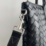 2025年7月7日入荷新作 Bottega Veneta新作 getaway    815783     SIZE:39x33.5x8.5 極品/正規品同様/人気/革/バッグ/AJ工場