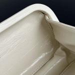 2025年7月7日入荷新作 Bottega Veneta 新作    (717622 25cm)   SIZE:25x10x5 極品/正規品同様/人気/革/バッグ/AJ工場