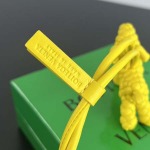 2025年7月7日入荷新作Bv 小物 807068     SIZE:  8.2*  7.2* * 3 極品/正規品同様/人気/革/バッグ/AJ工場