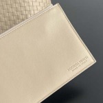 2025年7月7日入荷新作 Bottega Veneta   826830     SIZE:10*7.5*6*5極品/正規品同様/人気/革/バッグ/AJ工場