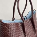 2025年7月7日入荷新作 Bottega Veneta 新作 小号Ciao Ciao  835835     SIZE:26x19x10.5 極品/正規品同様/人気/革/バッグ/AJ工場