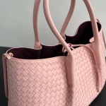 2025年7月7日入荷新作 Bottega Veneta 新作 小号Ciao Ciao 835835     SIZE:26x19x10.5 極品/正規品同様/人気/革/バッグ/AJ工場